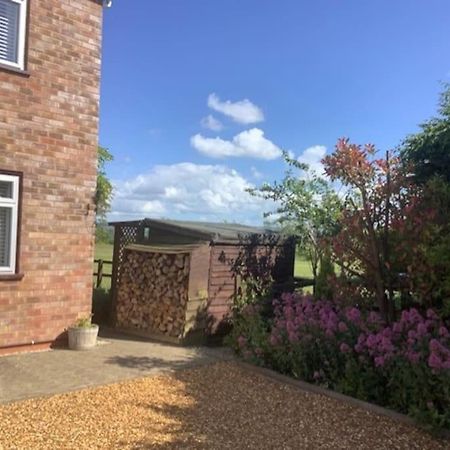 Cotswold Edge Guest Suite With Broadway Hill View Badsey Екстер'єр фото