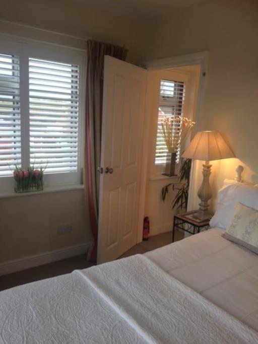 Cotswold Edge Guest Suite With Broadway Hill View Badsey Екстер'єр фото
